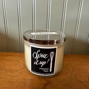 Bath and body works spice it up three wick candle